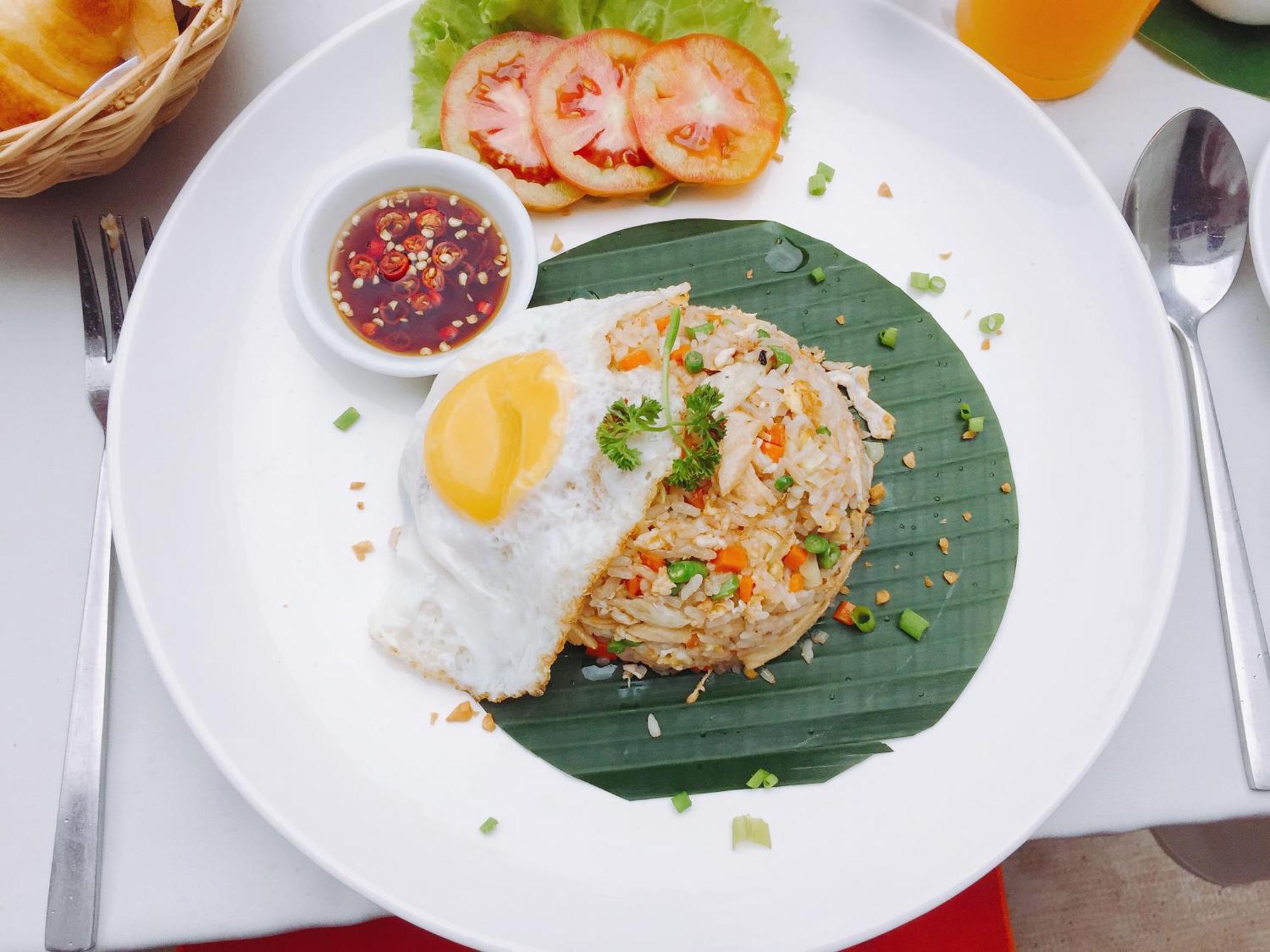 Khách sạn Dusit