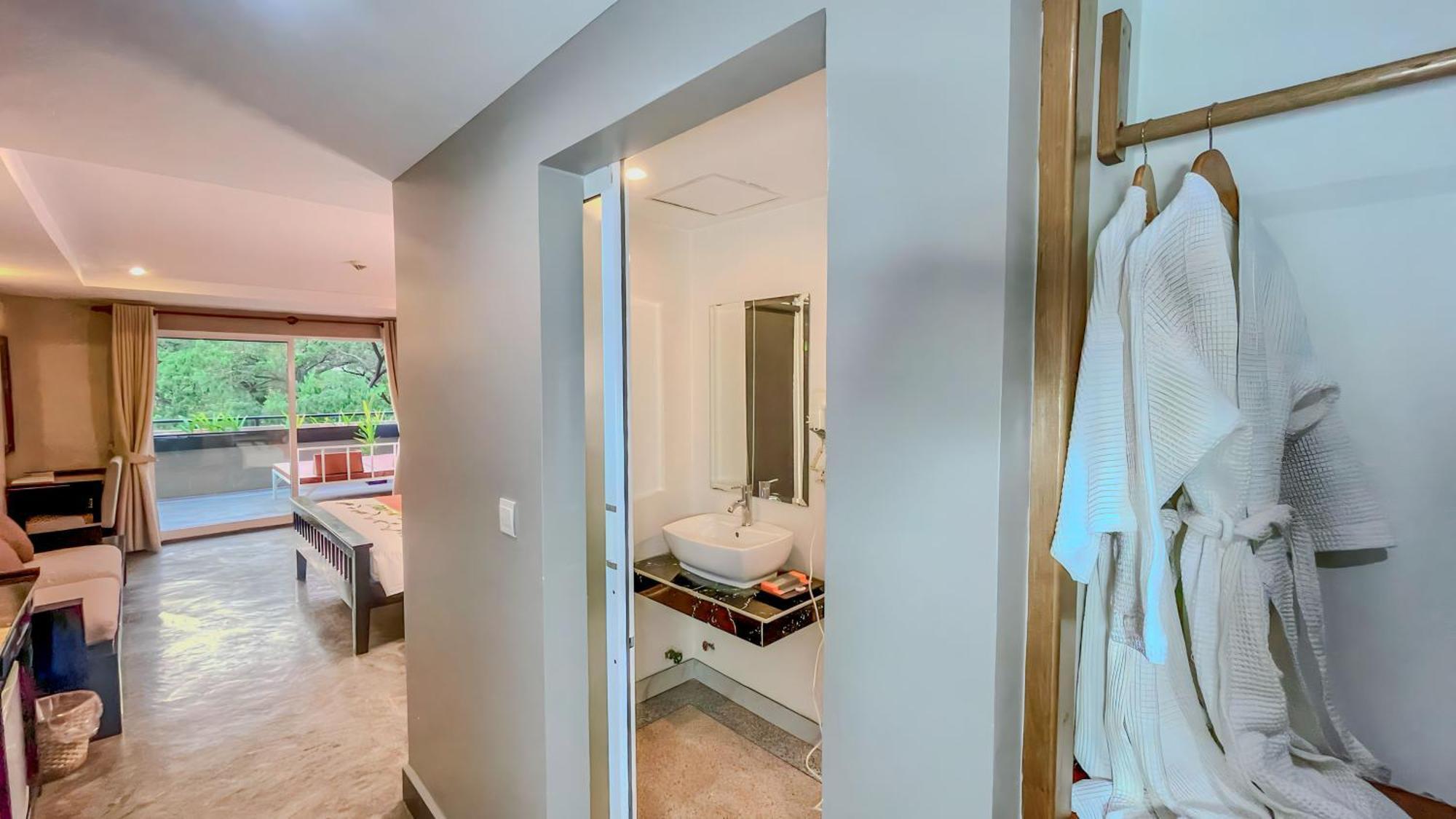 Khách sạn Dusit